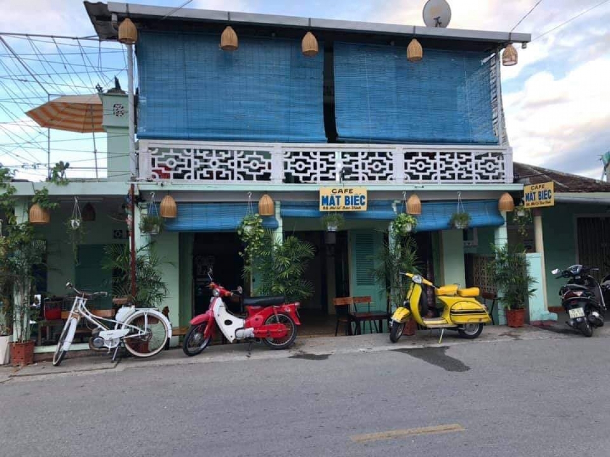 leading check-in spots in hue city on weekend picture 8