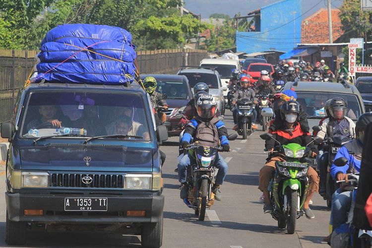 indonesia cam ve que dip le eid al-fitri nam 2021 do dai dich hinh anh 1