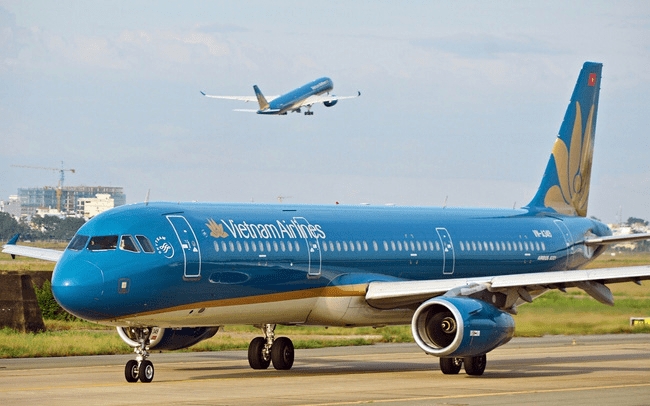 Hãng hàng không Vietnam Airlines vẫn đang chở các cơ quan chức năng xây dựng "hộ chiếu vaccine" để thực hiện các chuyến quốc tế.