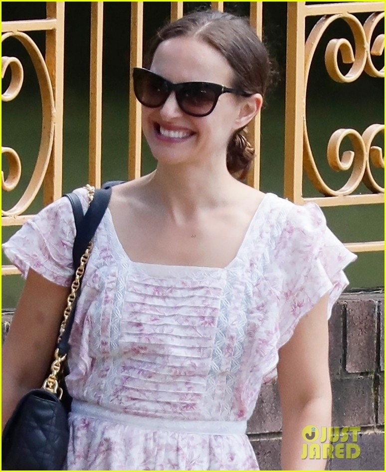 dien vien natalie portman rang ro di choi o sydney hinh anh 2