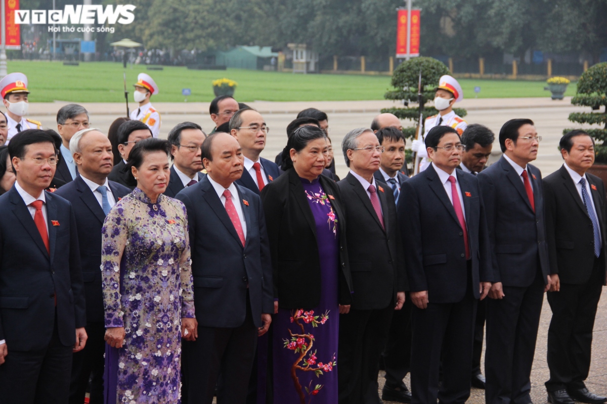 party, state leaders pay tributes to late president ho ahead of last na session picture 5