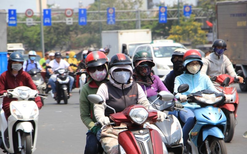 northern vietnam braces for first heat wave of the year picture 1