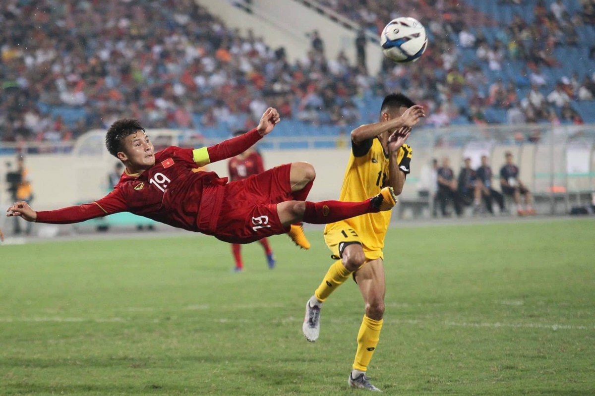 Quang Hai nominated among best midfielders in AFC Cup