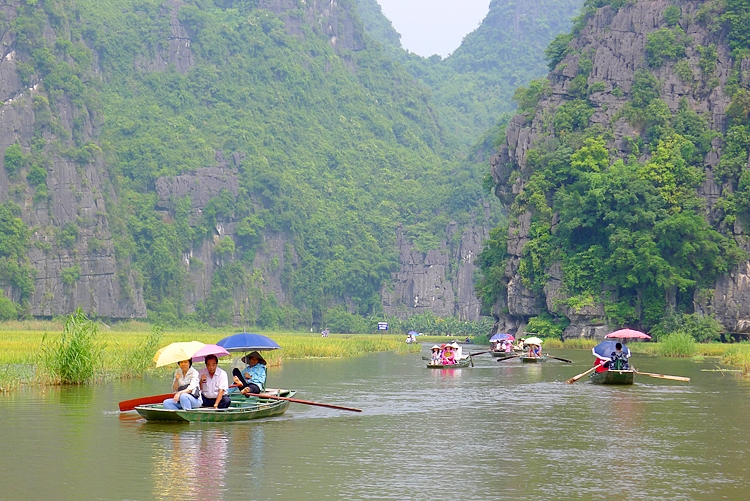 Ngành du lịch năm 2021: Tiếp tục vượt 'bão Covid'