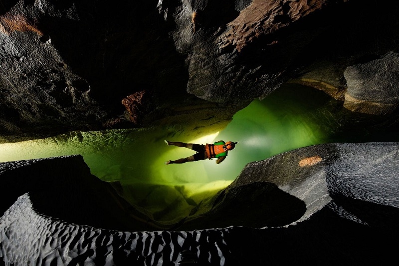 the reasons that make son doong cave to be a great wonder of the world picture 9
