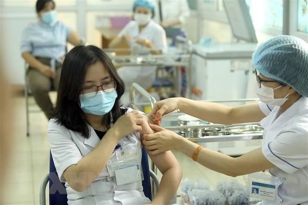 vietnam looks to diversify sources of covid-19 vaccines fm spokesperson picture 1