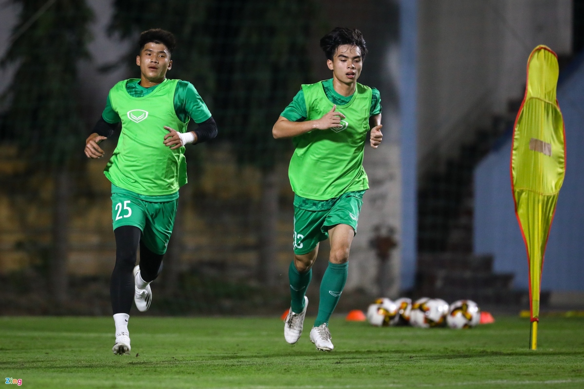 Thanh Hoa FC and Viettel FC have sent 10 players each to the training camp.