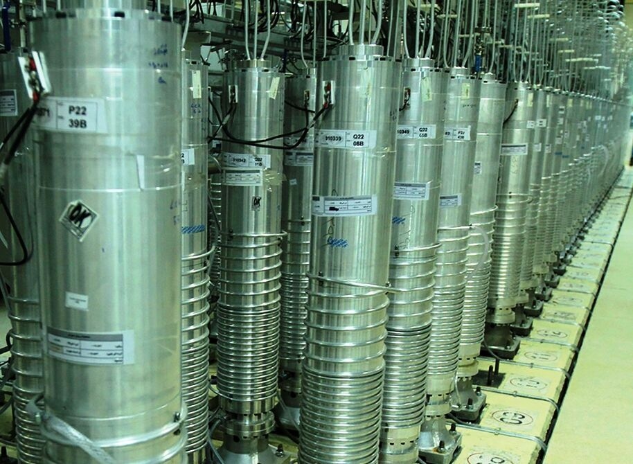 iran bat dau lam giau uranium tu ngay hom nay hinh anh 1