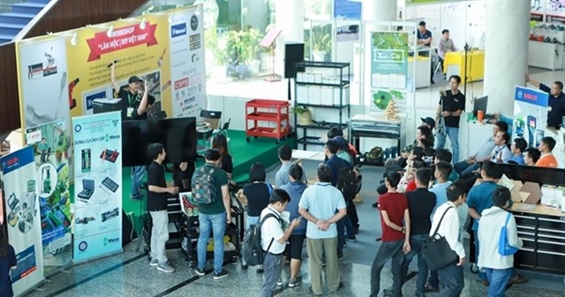 online trade fairs, exhibitions boom picture 1