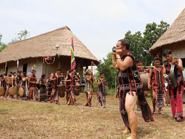 vietnamese ethnic village holds cultural activities in march picture 1