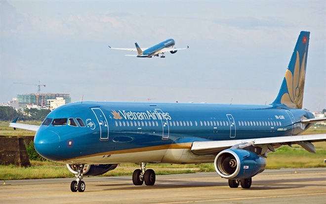 vietnam airlines resumes international commercial flights picture 1