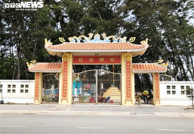 largest whale cemetery in vietnam represents unique spiritual site picture 1