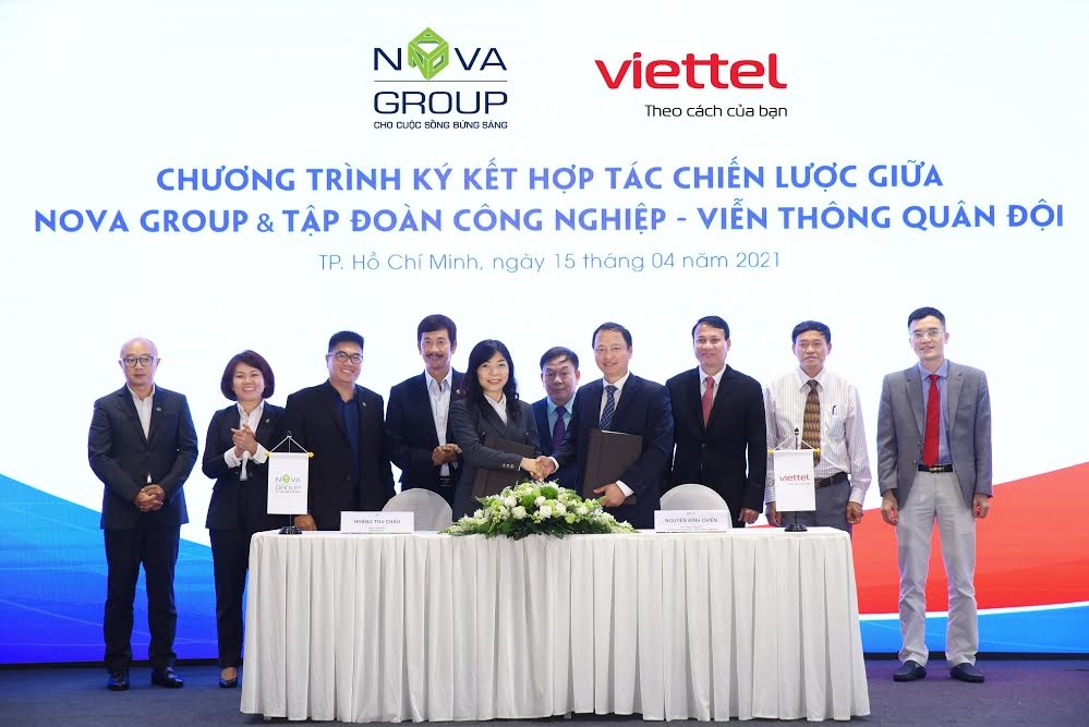 novagroup va viettel hop tac thuc day chuyen doi so hinh anh 1