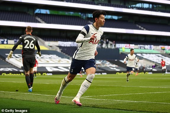 nguoc dong ngoan muc truoc tottenham tren san khach, mu day ga trong xa dan top 4 hinh anh 12