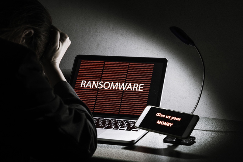 apple tro thanh nan nhan bat dac di cua cuoc tan cong ransomware doi tien chuoc khung hinh anh 1