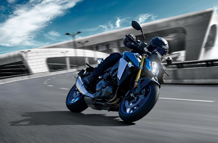 Suzuki GSX-S1000 nâng cấp mạnh mẽ cho năm 2022