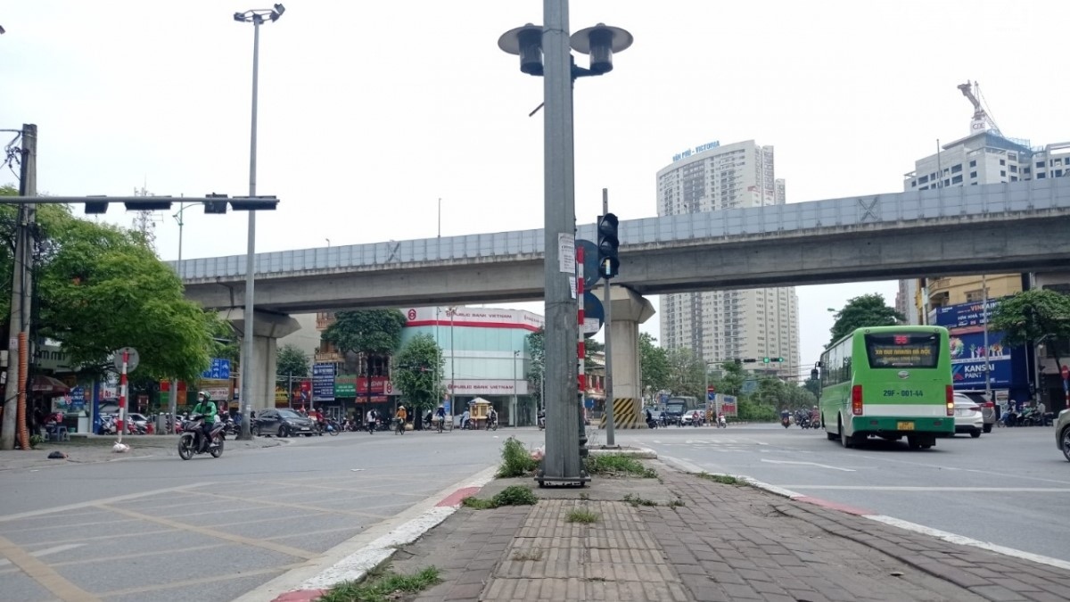 người khuyết tật vẫn khó tiếp cận công trình công cộng hình ảnh 2 nguoi khuyet tat van kho tiep can cong trinh cong cong hinh anh 2