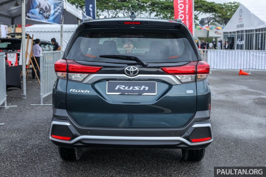 toyota rush bo sung mau son moi, khong thay doi gia hinh anh 4