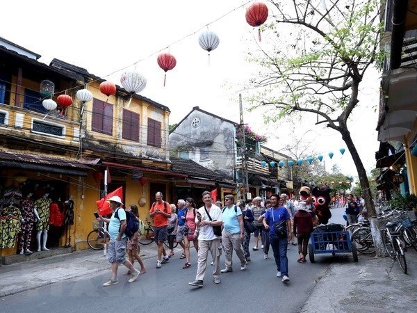 hoi an hospitality turns trapped foreign tourists into goodwill tourism ambassadors picture 3