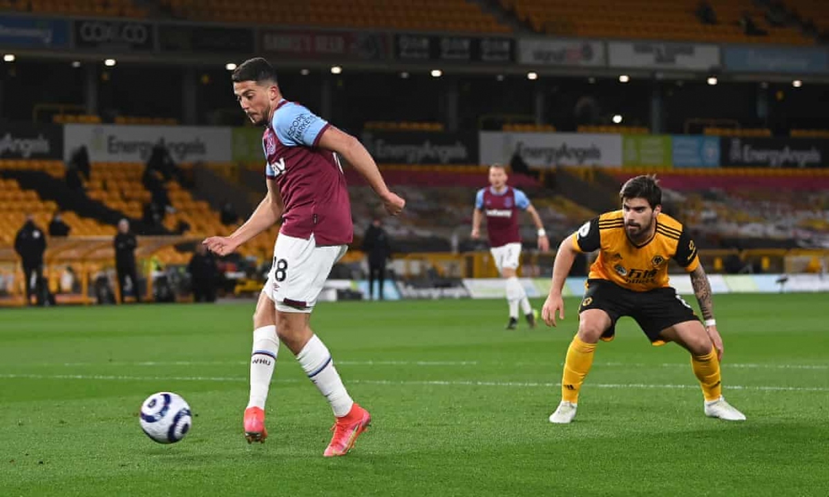 lingard toa sang, west ham danh bat chelsea khoi top 4 premier league hinh anh 4