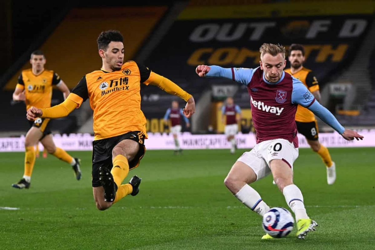 lingard toa sang, west ham danh bat chelsea khoi top 4 premier league hinh anh 6