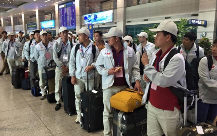 rok offers one-year extension of stay for vietnamese workers picture 1