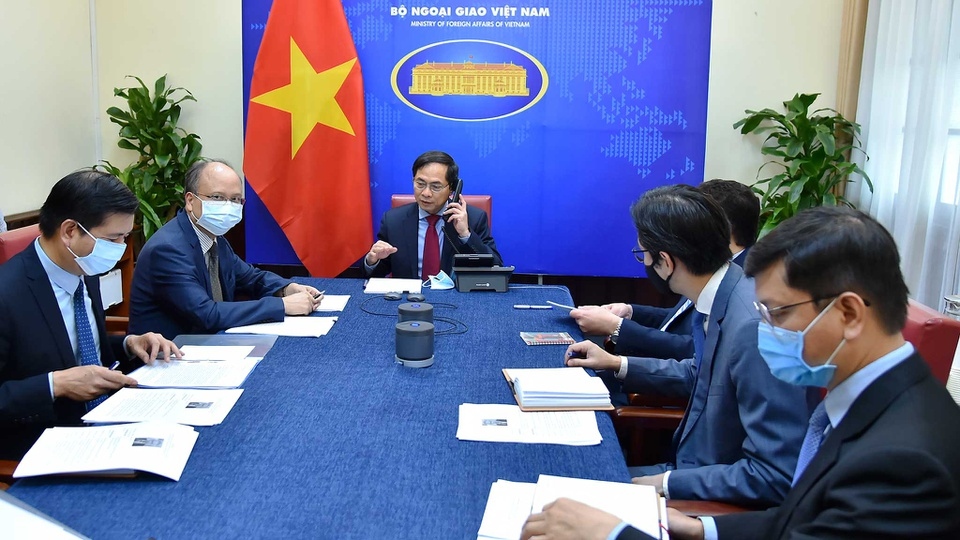 foreign minister bui thanh son to visit russia picture 1