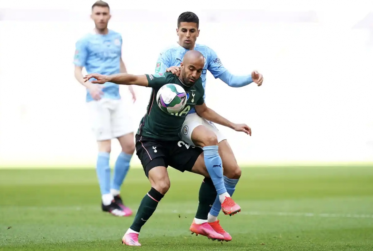 Tottenham hoàn toàn lép vế trước Man City. (Ảnh: Getty).