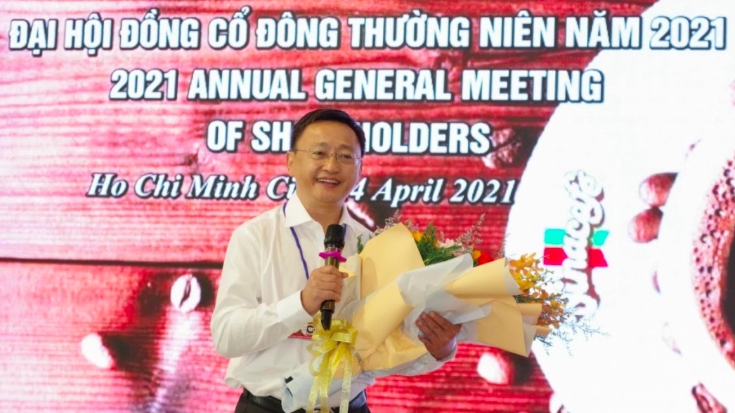 Ông Lê Hữu Thăng giữ chức vụ Tổng Giám Đốc Công ty Vinacafé Biên Hòa.