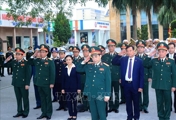 vietnam, china hold border defence friendship exchange picture 1