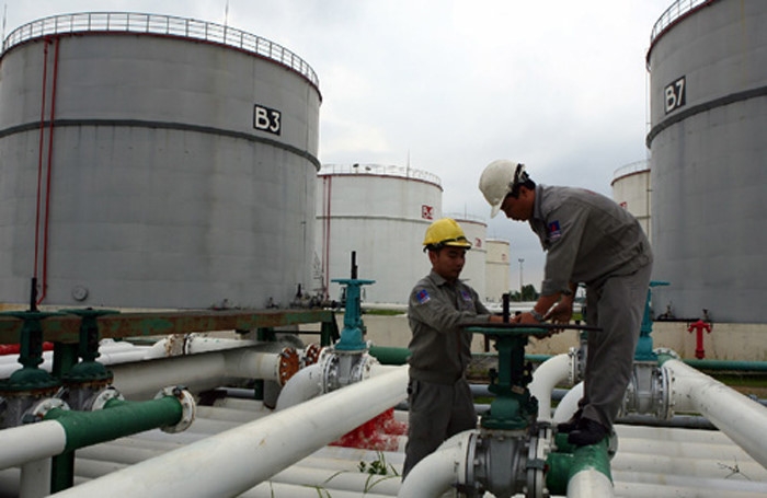 Vietnam spends over US$1billion on petrol imports in Q1