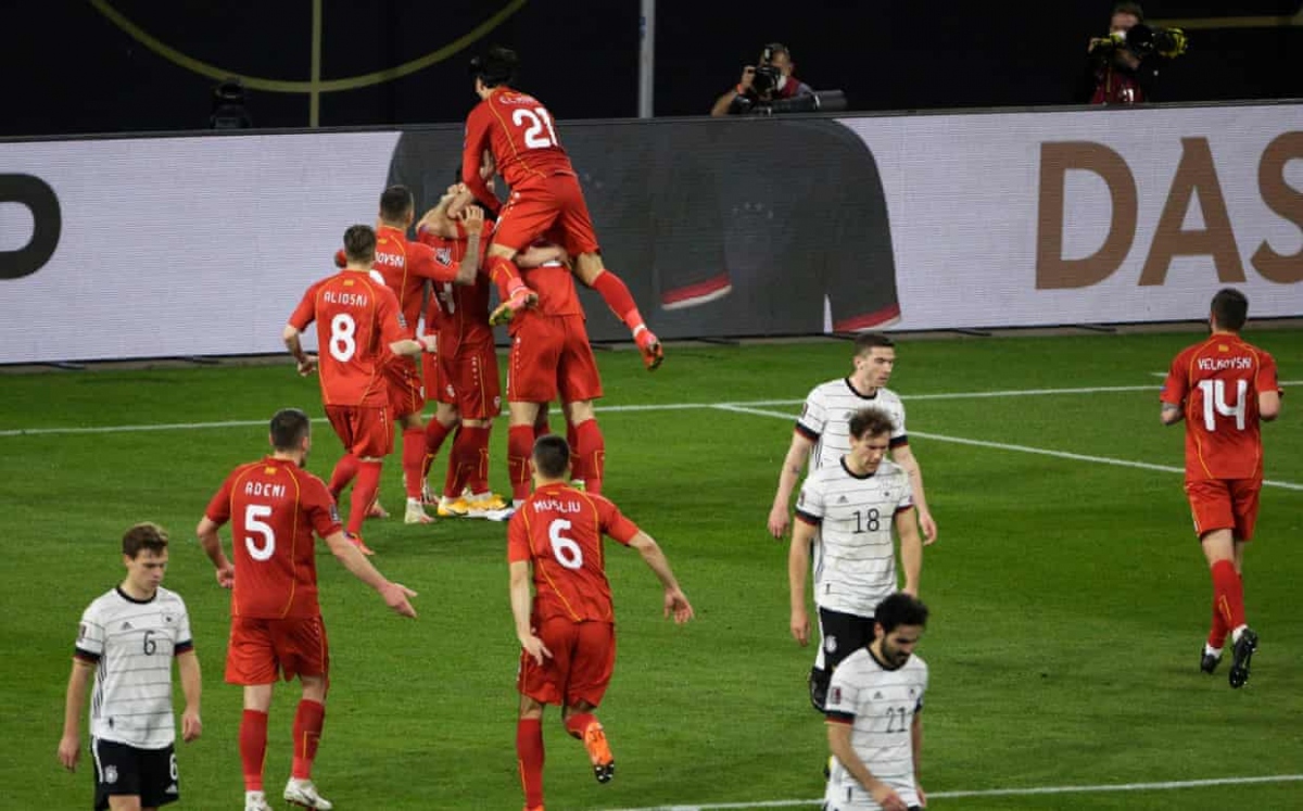ĐT Đức lần đầu thua trận trên sân nhà ở vòng loại World Cup, kể từ sau thất bại 1-5 trước Anh hồi năm 2001. (Ảnh: Getty)