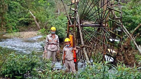 Công nhân Điện lực Nghệ An kịp thời cứu người qua cơn nguy kịch