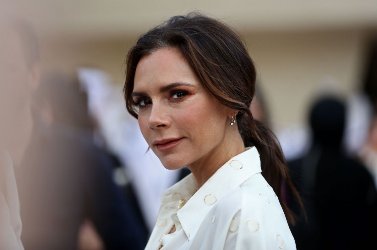 Victoria Beckham "thà chết" chứ không đeo dép Justin Bieber gửi tặng