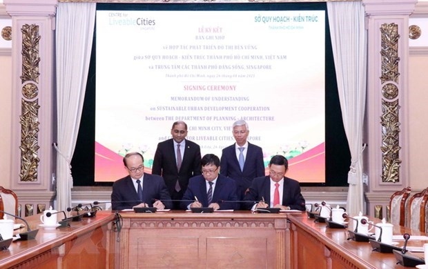 hcm city, singapore cooperate in urban planning picture 1