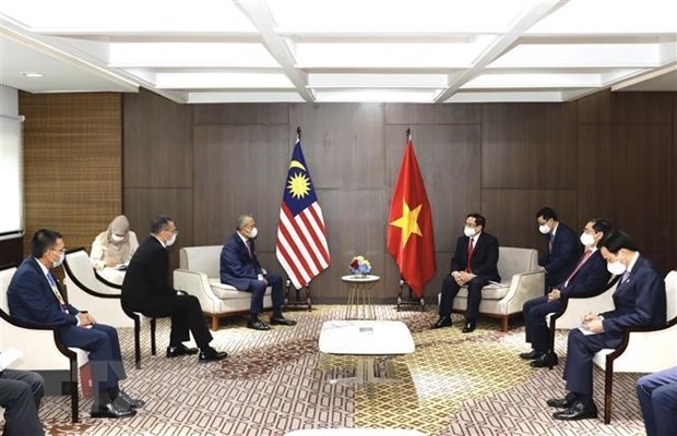 vietnam seeks closer relations with singapore, cambodia, malaysia picture 3
