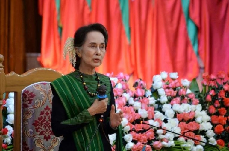 co van nha nuoc myanmar aung san suu kyi doi mat voi toi danh moi hinh anh 1