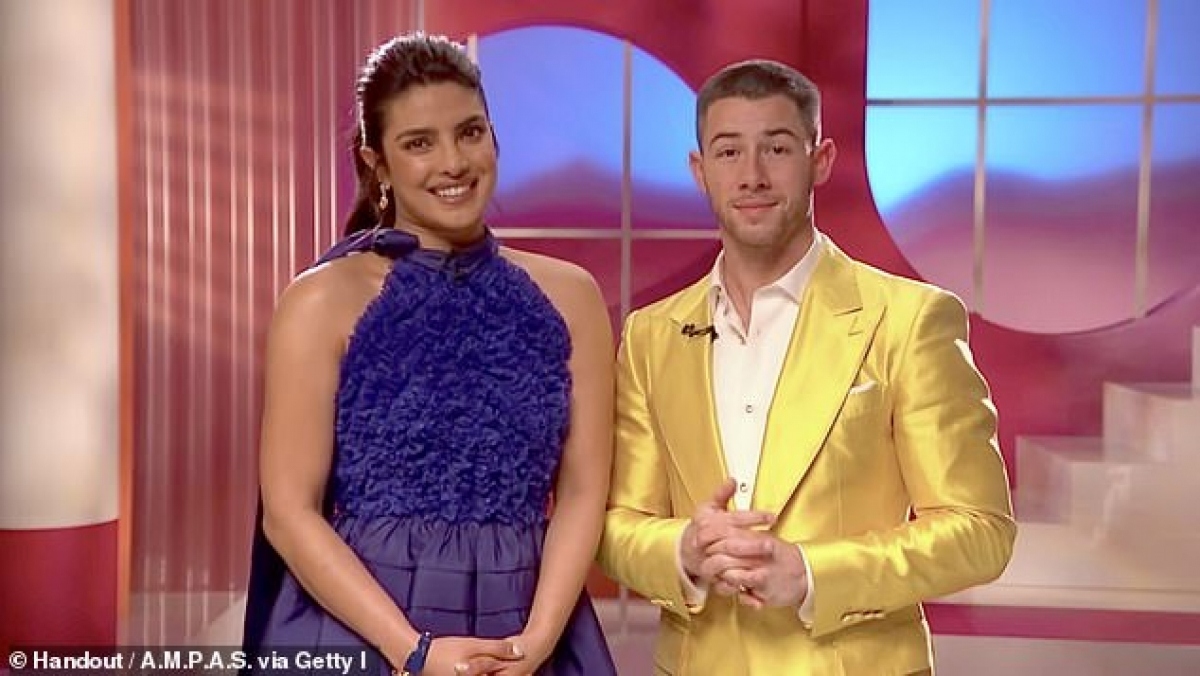 ca si nick jonas tranh thu choi golf khi ho tong hoa hau priyanka chopra den anh hinh anh 7