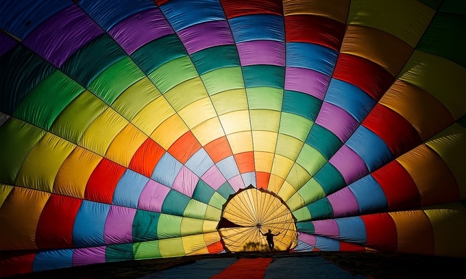 vietnam hot air balloon shot wins smithsonian photo contest picture 1