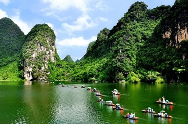 Ninh Binh hosts many spectacular landscapes. The province this year has been chosen as the host of the National Tourism Year 2021 (Photo: 24h.com)