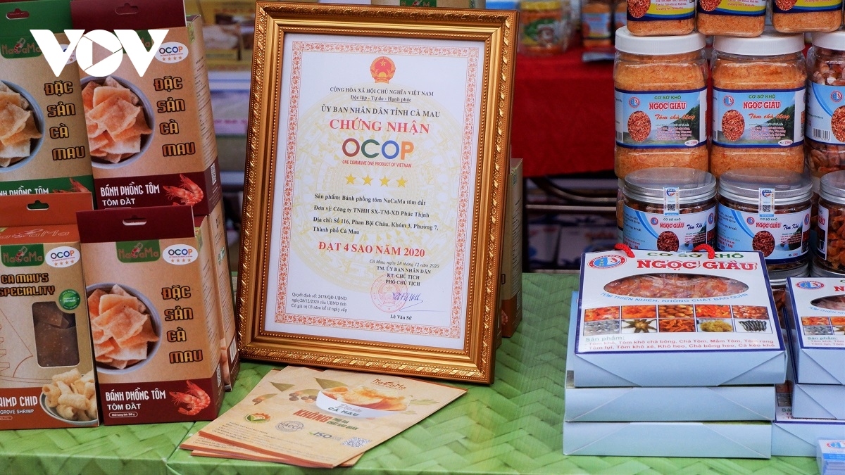 ocop trade fair promotes product brands picture 13