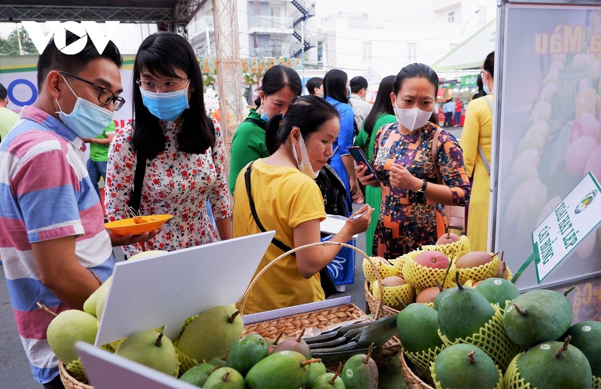 ocop trade fair promotes product brands picture 17