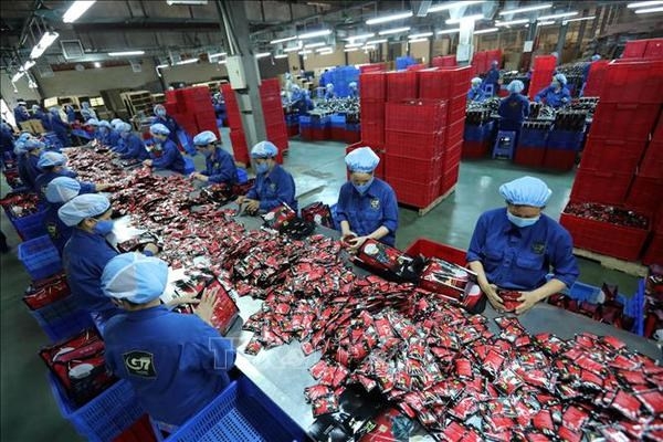 role as global manufacturing hub to fuel vietnam s growth oxford economics picture 1