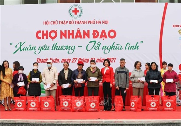 red cross and red crescent societies boost links to handle challenges picture 1