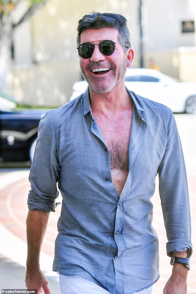  Ong trum simon cowell buong nut ao ho hung den ghi hinh america s got talent hinh anh 5