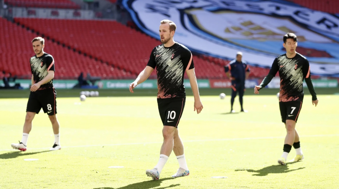 vuot ai tottenham, man city lan thu 4 lien tiep dang quang o cup lien doan anh hinh anh 2