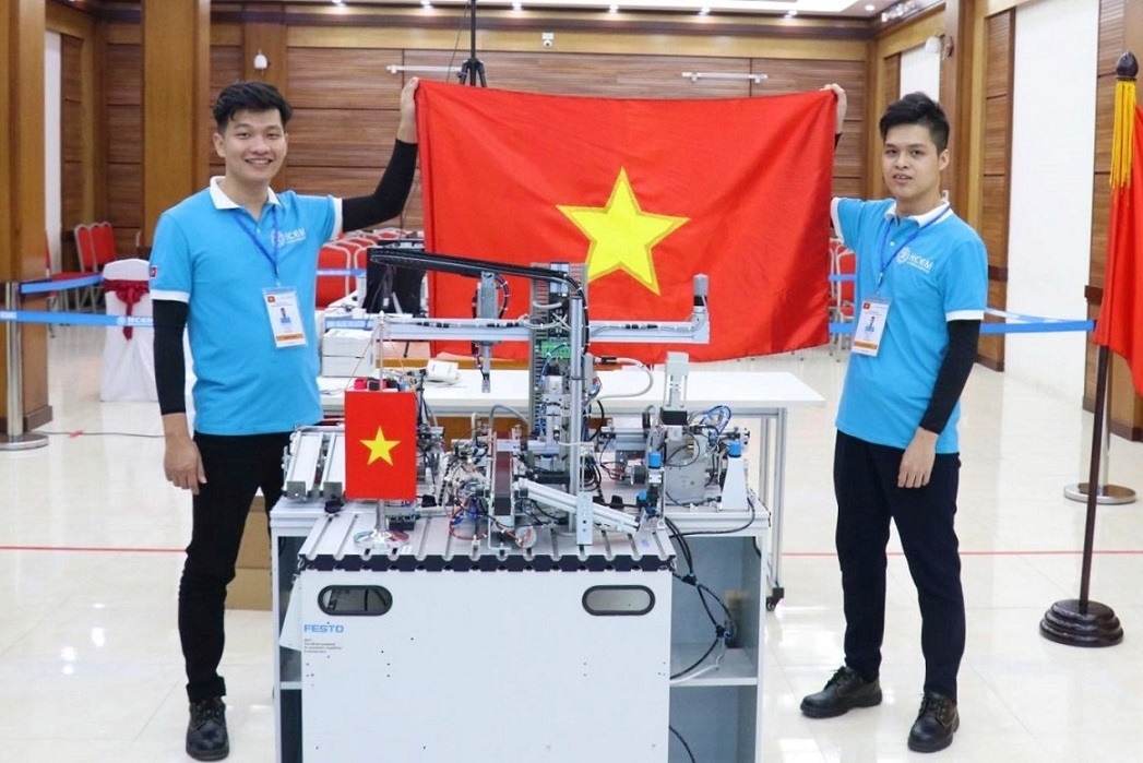 vietnam wins gold at asia pacific mechatronics skills competition picture 1