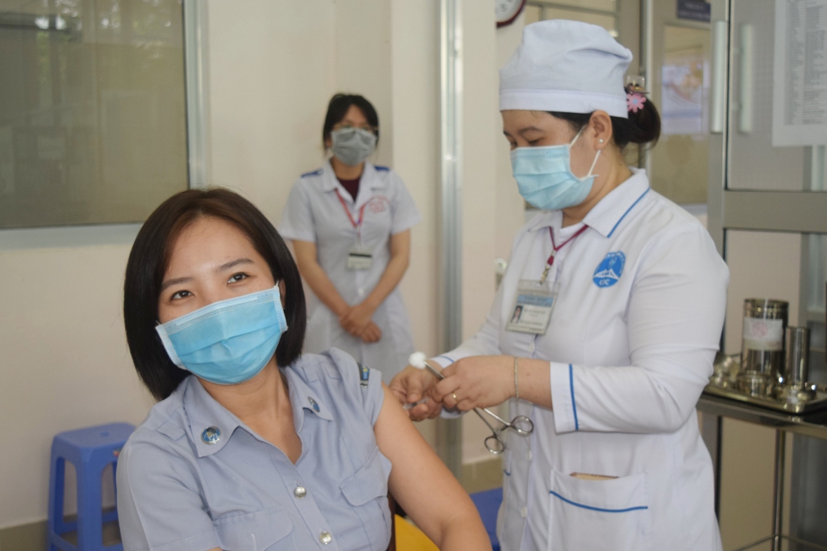 Cần Thơ triển khai tiêm vaccine phòng Covid-19 đồng loạt