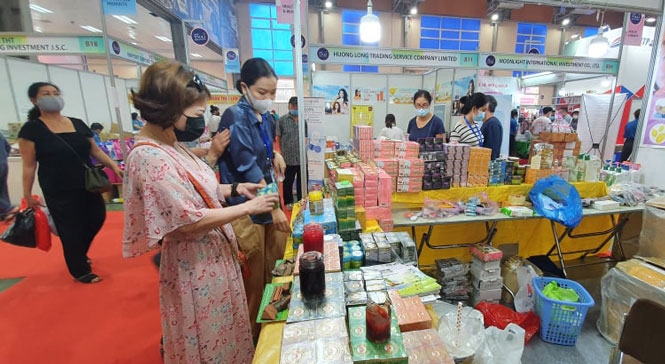 leading thai products on display at hanoi exhibition picture 2