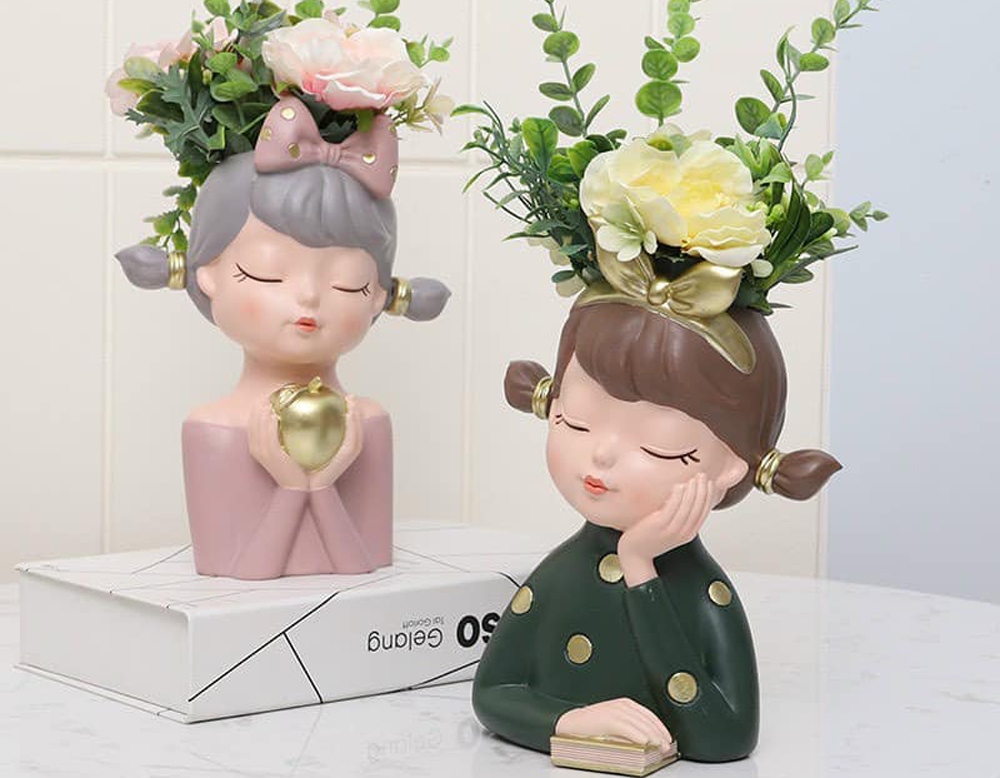 Bình hoa phù hợp với nhiều mục đích sử dụng. Nếu không căm hoa tươi, chủ nhân có thể dùng hoa khô hoặc hoa lụa, hoa giấy để trang trí.